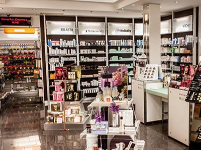 Farmacia alla Madonna Dr. Salvagnin