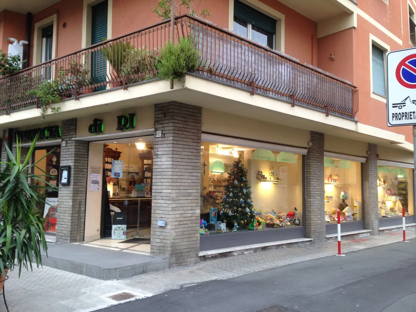 Farmacia di Ri